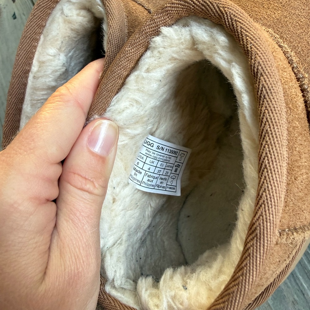 UGG Women’s Classic Ultra Mini Platform - Picture 5 of 6